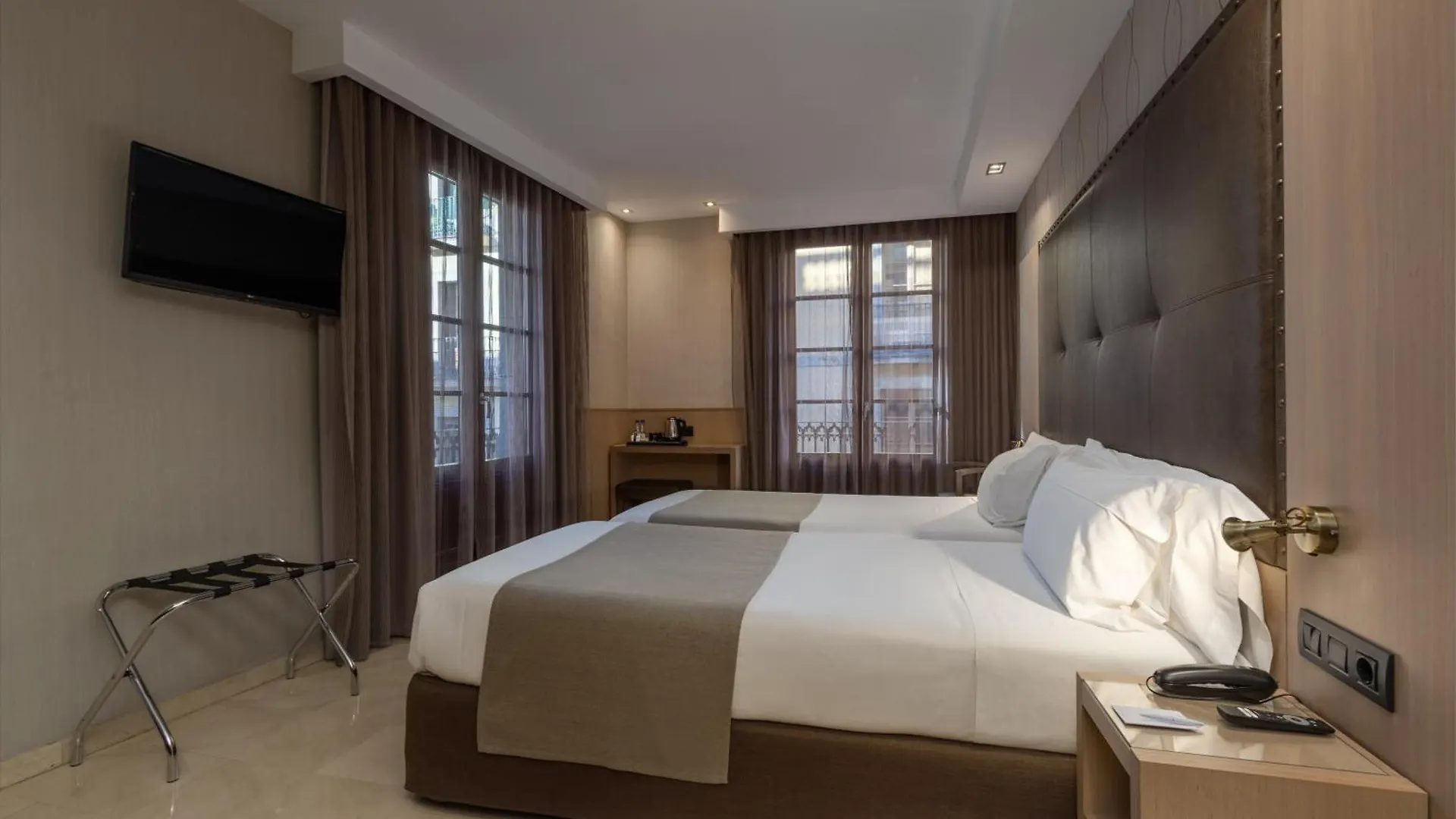 Gran Hotel Barcino Barcelona