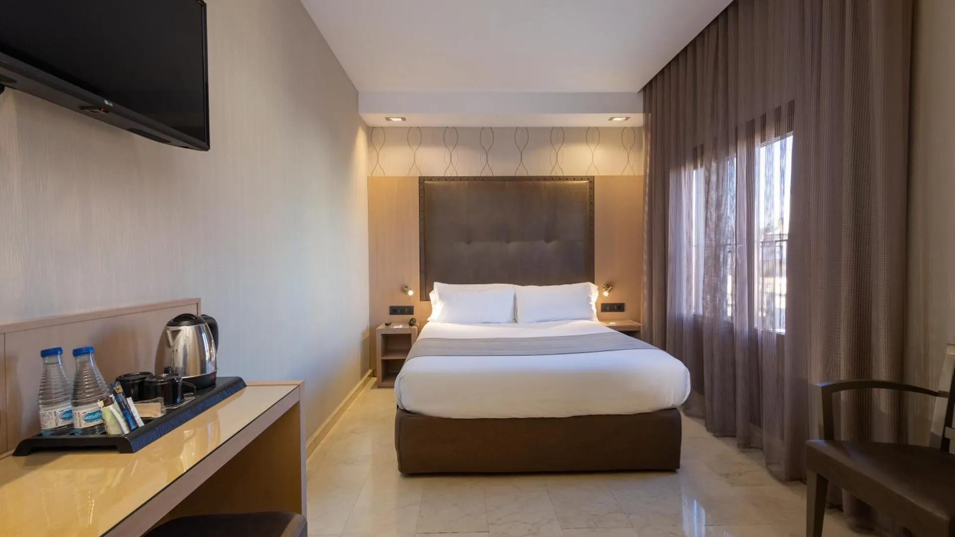 Gran Hotel Barcino Barcelona 4*,  Španělsko