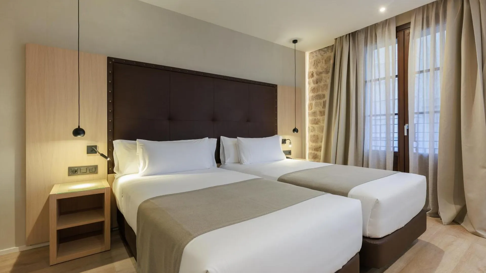 Gran Hotel Barcino Barcelona