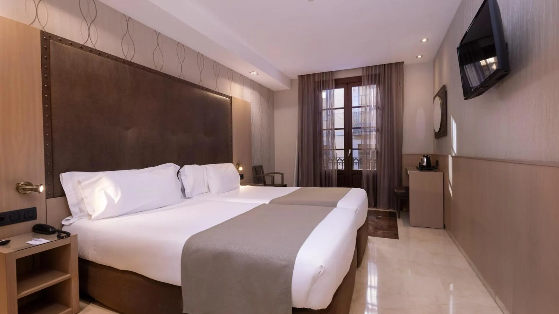 Gran Hotel Barcino Barcelona