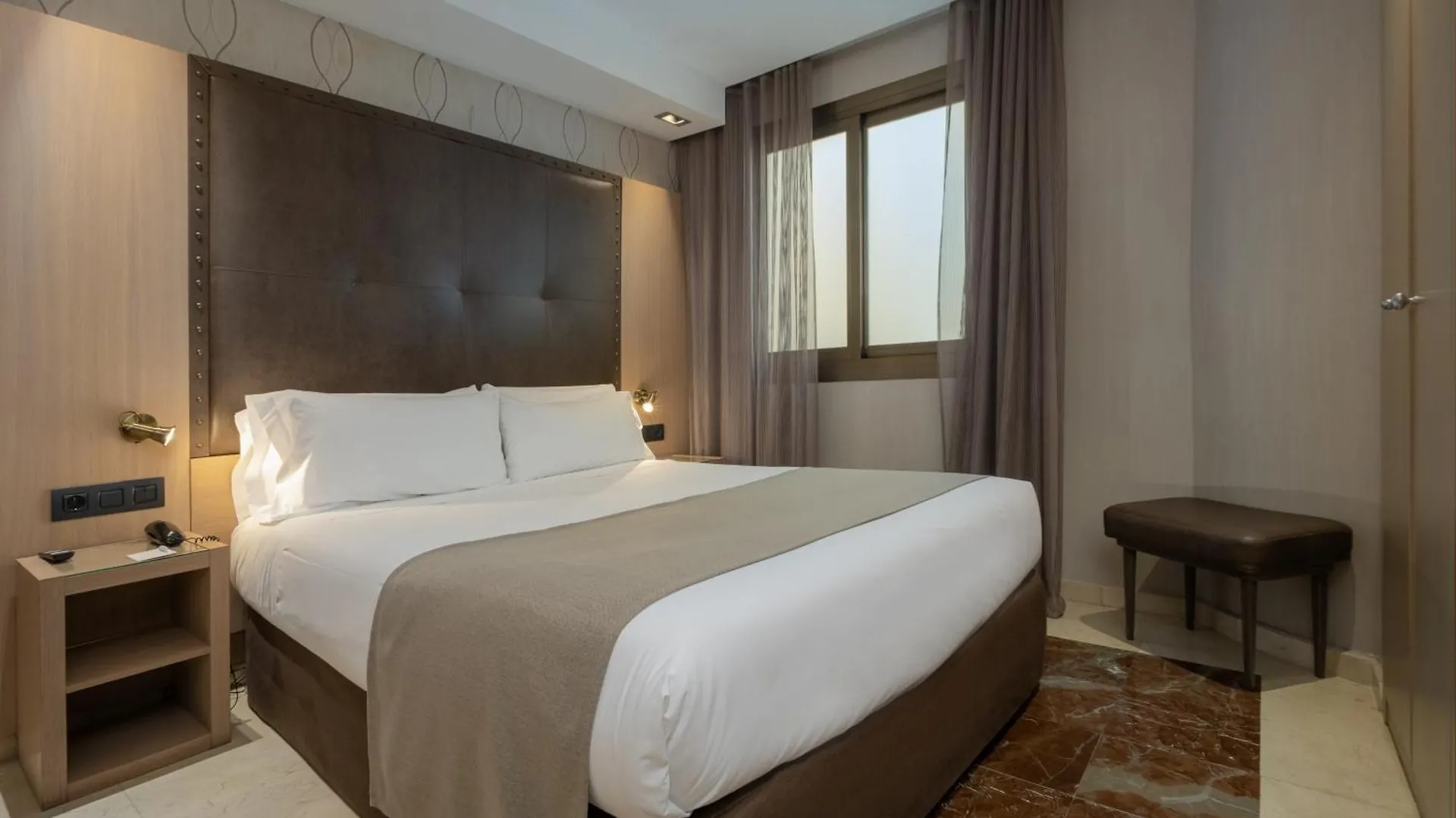 Gran Hotel Barcino Barcelona España