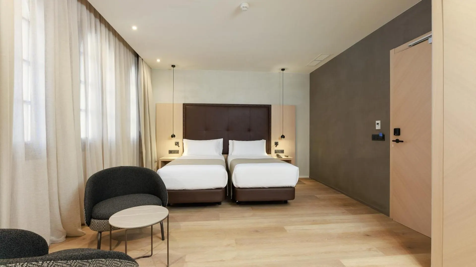 Gran Hotel Barcino Barcelona