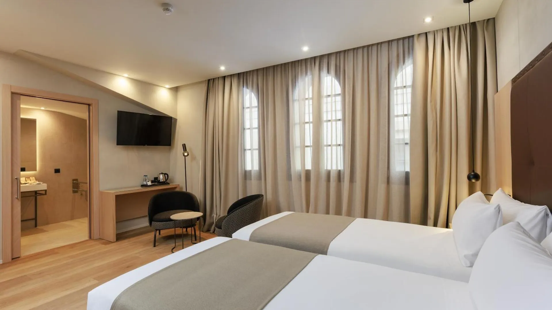 Gran Hotel Barcino Barcelona